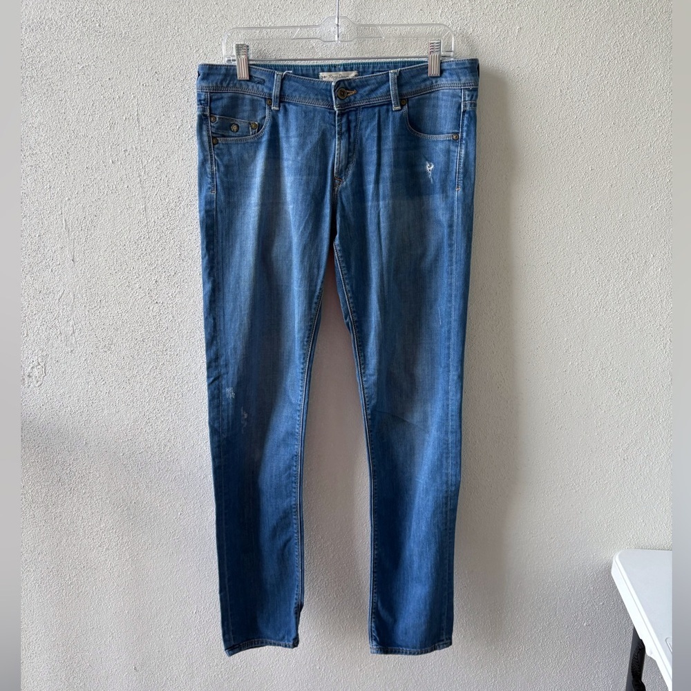 Roxy Distressed Size 31 Regular Medium Wash Jeans Surf Beach‎ Vacation School